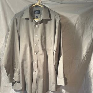 Stafford Men's Classic Gray Dress Shirt